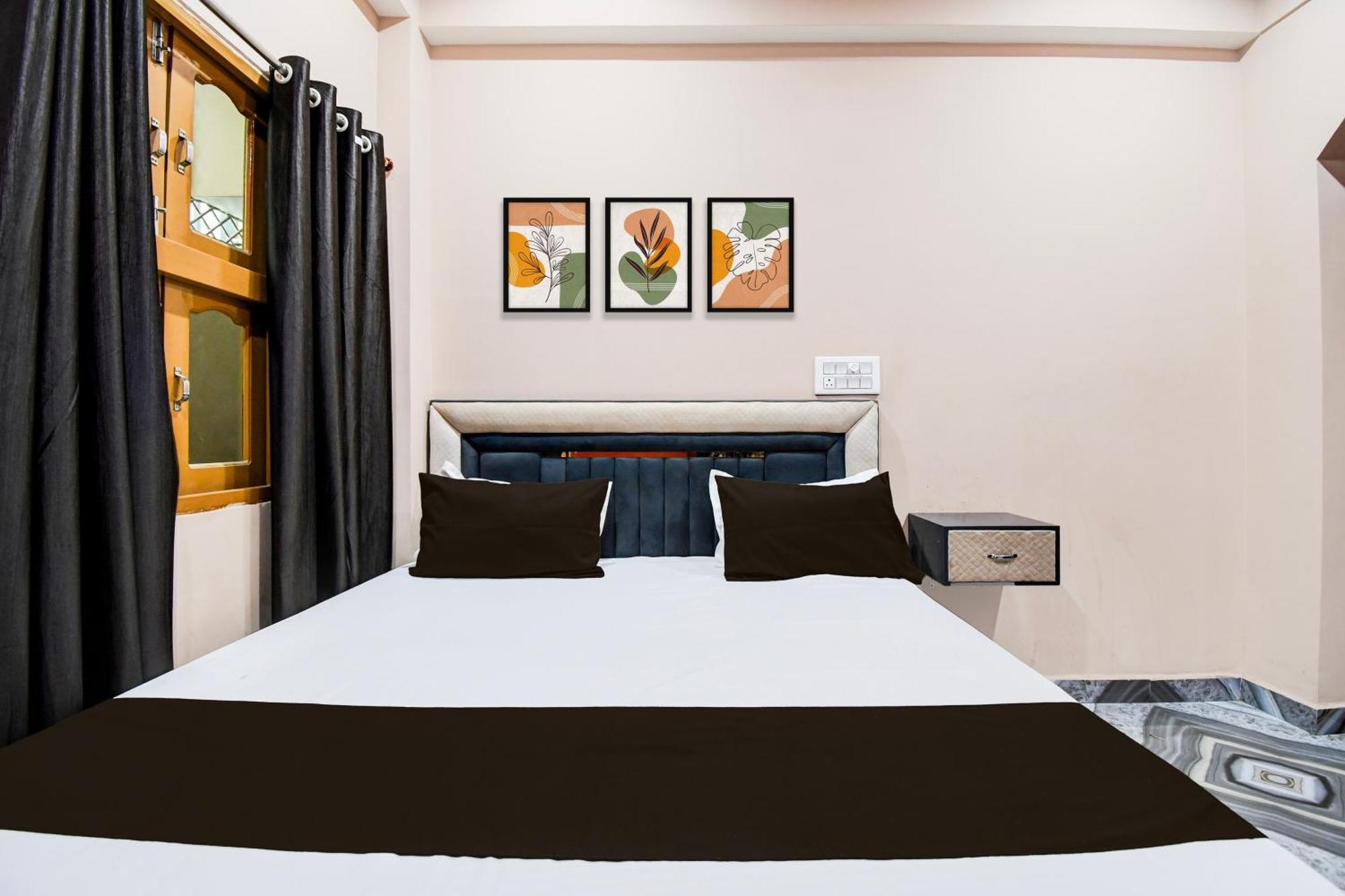 Hotel O The Lavish Landmark Danapur Extérieur photo